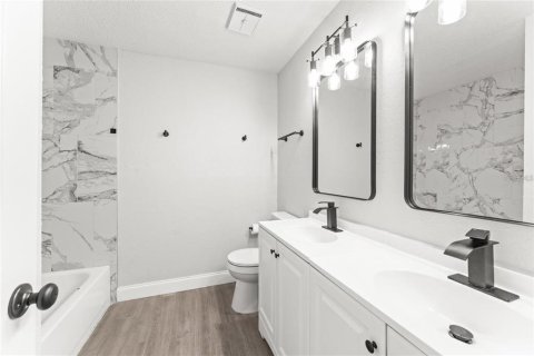 Condo in Orlando, Florida, 2 bedrooms № 2108506 - photo 11