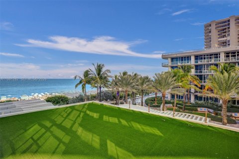 Снять в аренду кондоминиум в Майами-Бич, Флорида 1 спальня, 61.5м2, № 2052370 - фото 12