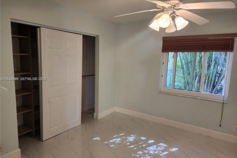 Villa ou maison à louer à Coral Springs, Floride: 5 chambres, 234.86 m2 № 2424813 - photo 27