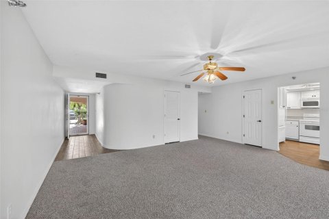 Condominio en venta en Punta Gorda, Florida, 2 dormitorios, 130.53 m2 № 2095565 - foto 13