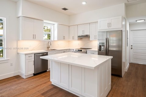 Casa en venta en Coral Gables, Florida, 2 dormitorios № 2003151 - foto 14