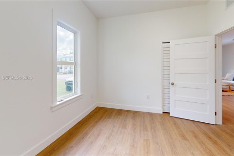 Casa en venta en Coral Gables, Florida, 2 dormitorios № 2003151 - foto 11