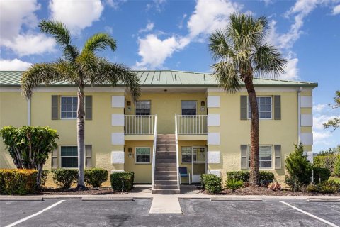Condo in Venice, Florida, 2 bedrooms  № 1649928 - photo 1
