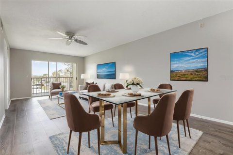 Condo in Venice, Florida, 2 bedrooms  № 1649928 - photo 6