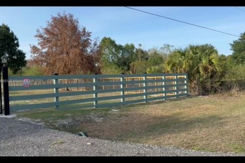 Land in Clewiston, Florida № 1749975 - photo 3