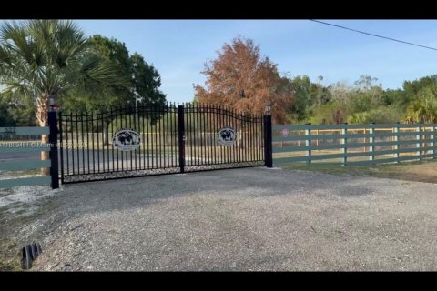 Land in Clewiston, Florida № 1749975 - photo 2