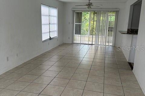 Townhouse in Sarasota, Florida 3 bedrooms, 116.13 sq.m. № 1919052 - photo 5