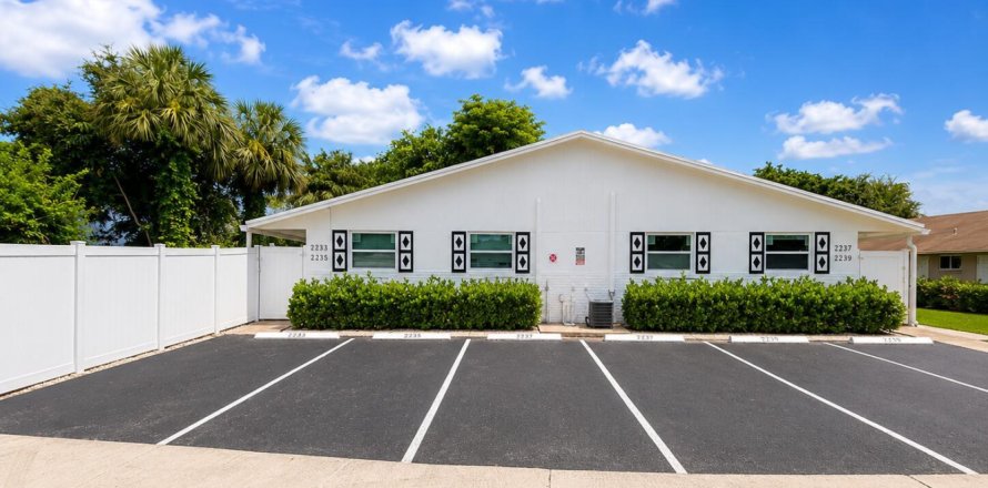 Appartement à Lauderhill, Floride 2 chambres, 74.32 m2 № 2346289