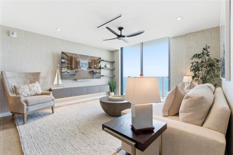 Condominio en venta en Pompano Beach, Florida, 3 dormitorios, 225.57 m2 № 2049759 - foto 30