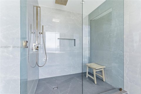 Condominio en venta en Pompano Beach, Florida, 3 dormitorios, 225.57 m2 № 2049759 - foto 27