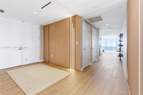 Condominio en venta en Pompano Beach, Florida, 3 dormitorios, 225.57 m2 № 2049759 - foto 7