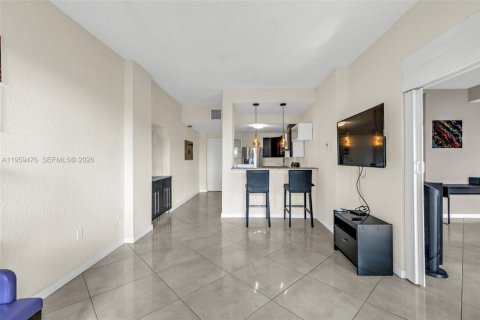 Condominio en venta en Miami, Florida, 1 dormitorio, 62.24 m2 № 2024713 - foto 5