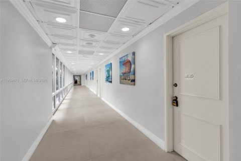 Condominio en venta en Miami, Florida, 1 dormitorio, 62.24 m2 № 2024713 - foto 2
