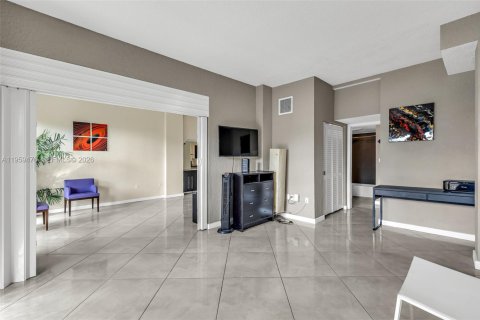 Condominio en venta en Miami, Florida, 1 dormitorio, 62.24 m2 № 2024713 - foto 7