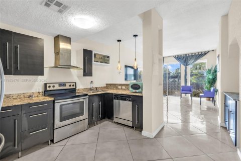 Condominio en venta en Miami, Florida, 1 dormitorio, 62.24 m2 № 2024713 - foto 13