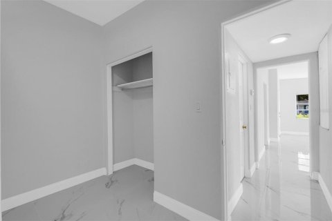 Villa ou maison à louer à Orlando, Floride: 3 chambres, 121.98 m2 № 2381217 - photo 6