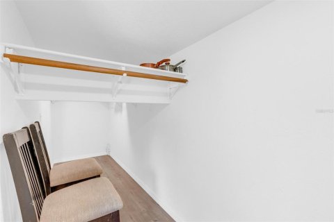 Villa ou maison à louer à Orlando, Floride: 3 chambres, 121.98 m2 № 2381217 - photo 25