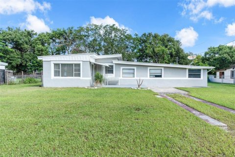 Villa ou maison à Orlando, Floride 3 chambres, 121.98 m2 № 2381217