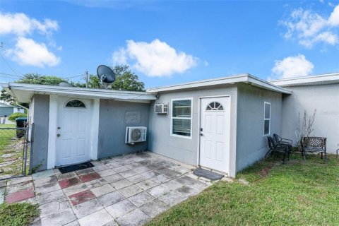 Villa ou maison à louer à Orlando, Floride: 3 chambres, 121.98 m2 № 2381217 - photo 28