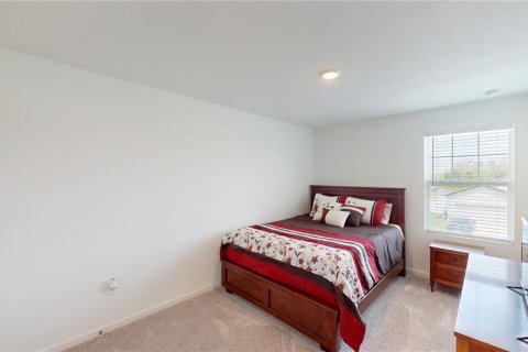 House in Zephyrhills, Florida 4 bedrooms, 223.52 sq.m. № 1721948 - photo 23
