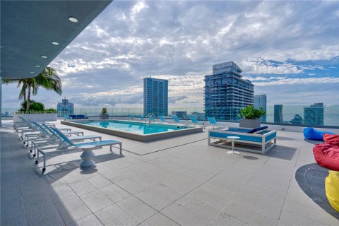 Condo in Miami, Florida, 2 bedrooms  № 1953352 - photo 22