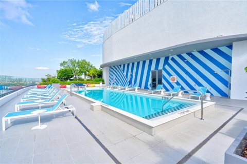 Condo in Miami, Florida, 2 bedrooms  № 1953352 - photo 24