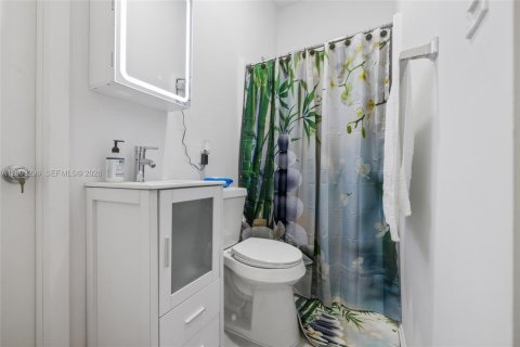 Touwnhouse à vendre à Homestead, Floride: 3 chambres, 157.47 m2 № 2066789 - photo 18