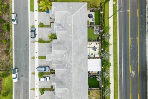 Touwnhouse à vendre à Homestead, Floride: 3 chambres, 157.47 m2 № 2066789 - photo 15