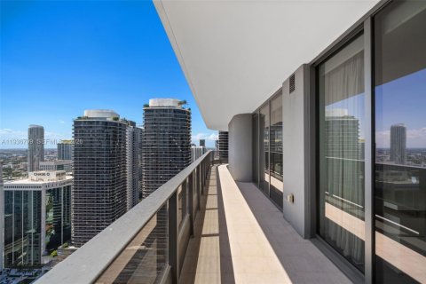 Condominio en venta en Miami, Florida, 2 dormitorios, 125.98 m2 № 2152582 - foto 7