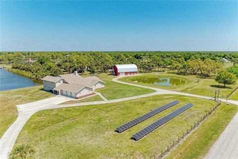 Casa en venta en Englewood, Florida, 5 dormitorios, 417.6 m2 № 2097467 - foto 3