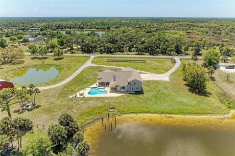 Casa en venta en Englewood, Florida, 5 dormitorios, 417.6 m2 № 2097467 - foto 2