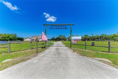 Casa en venta en Englewood, Florida, 5 dormitorios, 417.6 m2 № 2097467 - foto 5