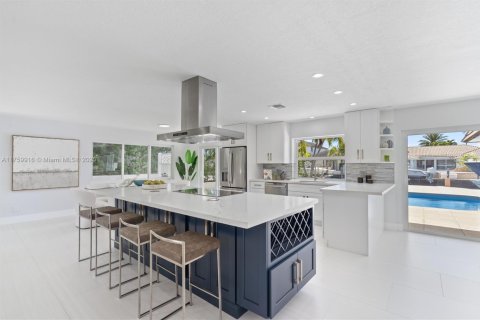 Casa en venta en Lighthouse Point, Florida, 3 dormitorios, 257.53 m2 № 1739991 - foto 5