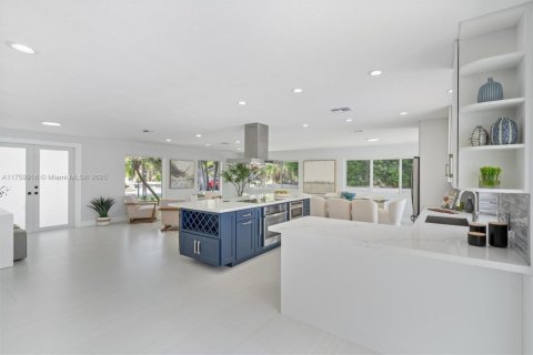 Casa en venta en Lighthouse Point, Florida, 3 dormitorios, 257.53 m2 № 1739991 - foto 7