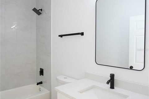 Купить коммерческую недвижимость в Энглвуд, Флорида 6 спален, 222.97м2, № 1533296 - фото 30