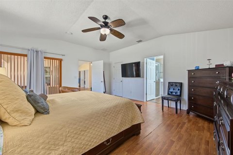 House in Palmetto, Florida 3 bedrooms, 136.94 sq.m. № 2429329 - photo 21