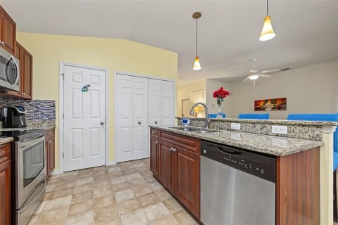 House in Palmetto, Florida 3 bedrooms, 136.94 sq.m. № 2429329 - photo 14