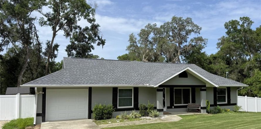 Villa ou maison à Ocala, Floride 3 chambres, 131.18 m2 № 2239307