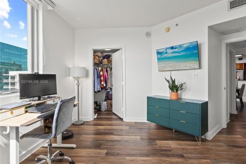 Condominio en venta en Miami, Florida, 2 dormitorios, 106.84 m2 № 2032750 - foto 23