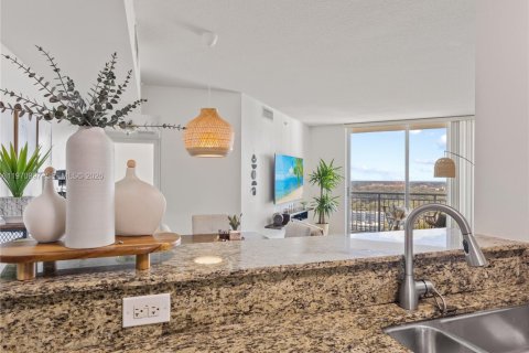 Condominio en venta en Miami, Florida, 2 dormitorios, 106.84 m2 № 2032750 - foto 8