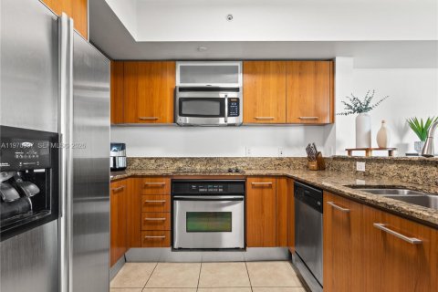 Condominio en venta en Miami, Florida, 2 dormitorios, 106.84 m2 № 2032750 - foto 6