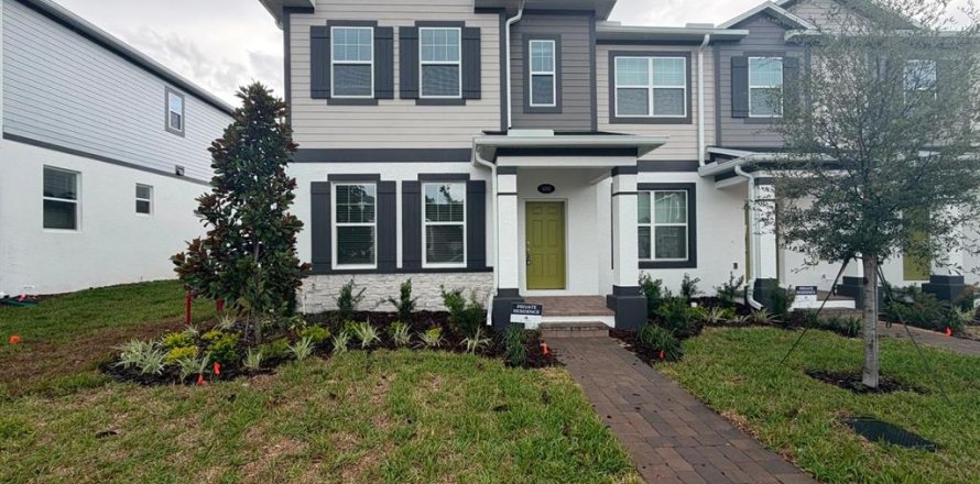 House in Apopka, Florida 3 bedrooms, 199.46 sq.m. № 2228194