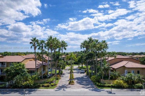 Apartment in Miami, Florida 2 bedrooms, 80.55 sq.m. № 2035549 - photo 5