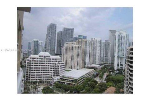 Condo in Miami, Florida, 2 bedrooms  № 1811149 - photo 7