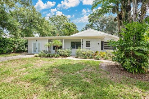 Casa en alquiler en Winter Park, Florida, 3 dormitorios, 155.89 m2 № 1903323 - foto 2