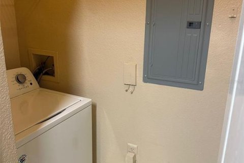 Condominio en alquiler en Orlando, Florida, 2 dormitorios, 105.72 m2 № 1758293 - foto 11