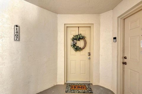 Condo in Royal Palm Beach, Florida, 4 bedrooms № 2252392 - photo 28