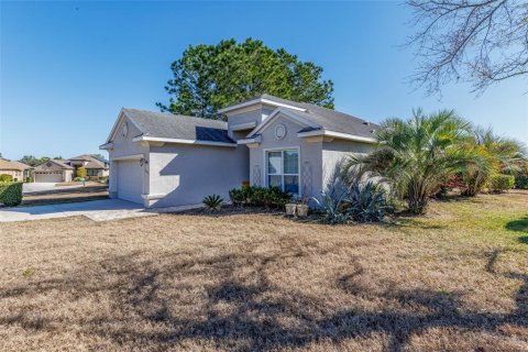 House in Lecanto, Florida 3 bedrooms, 173.36 sq.m. № 2220979 - photo 4