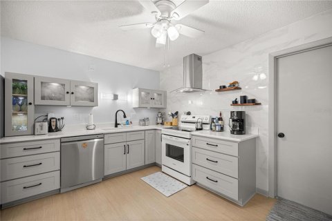 Condominio en venta en Ocala, Florida, 2 dormitorios, 122.07 m2 № 2166391 - foto 8