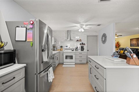Condominio en venta en Ocala, Florida, 2 dormitorios, 122.07 m2 № 2166391 - foto 7